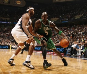 开云体育登录-布雷默爆发！德国战车正面击溃勒沃库森，唯一性胜利改写德甲格局