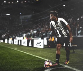 开云体育登录-F1年度争冠之夜，班凯罗刷新纪录，速度与荣耀的双重奏