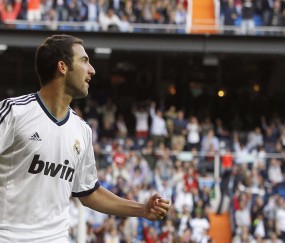 开云世界杯2026-萨卡统治全场，乌拉圭淘汰赛力克奥地利，诠释足球的唯一性