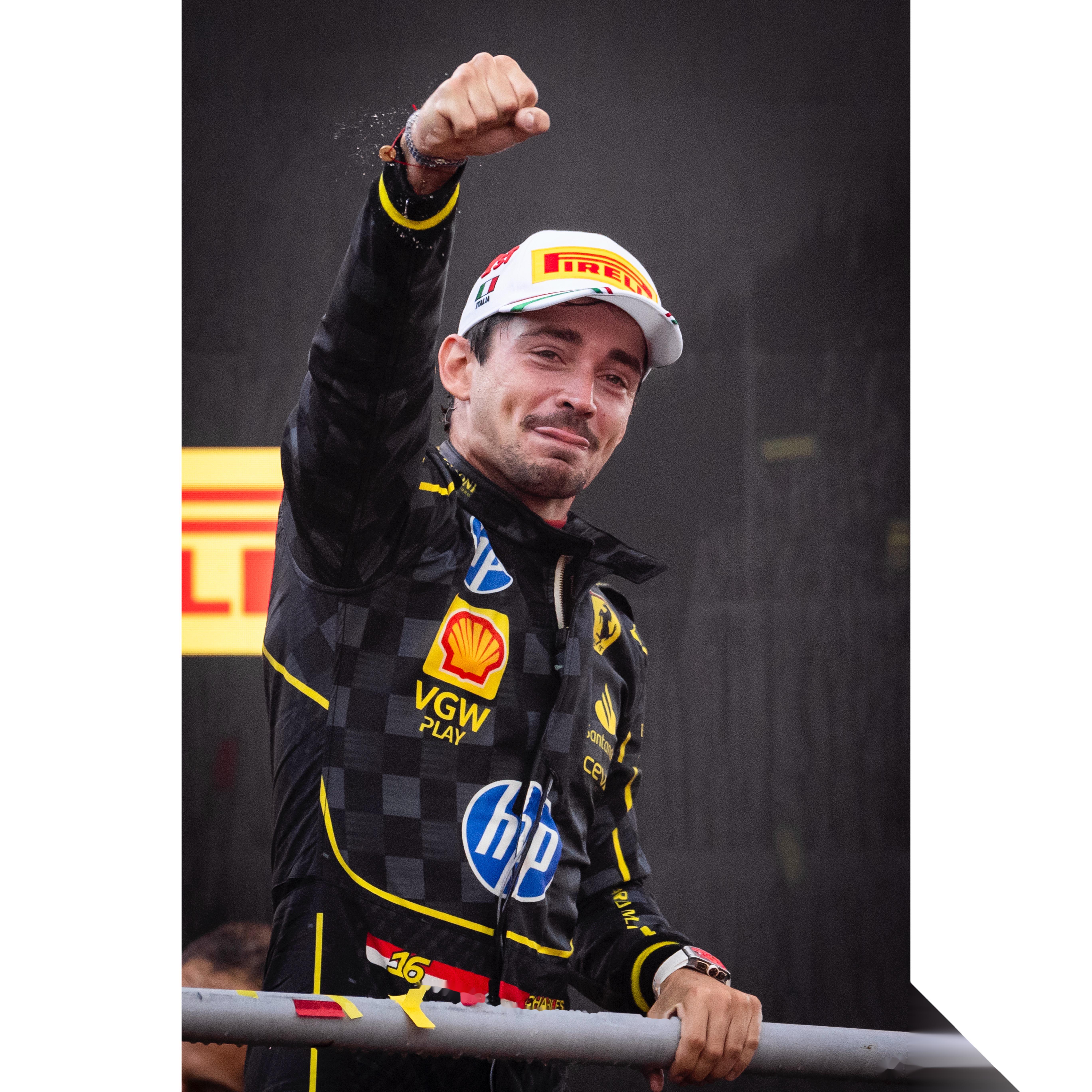 法拉利逆转红牛车队，勒克莱尔统治全场