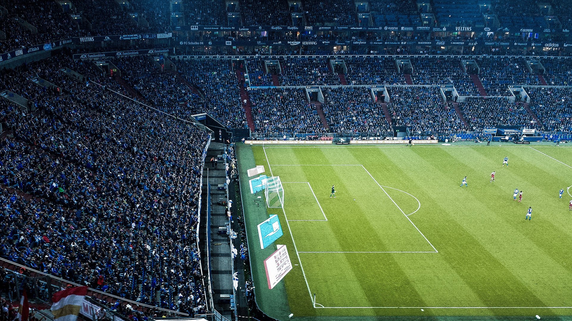 C罗绝境展巨星光芒，威尔士与塞内加尔之战映衬足球真谛