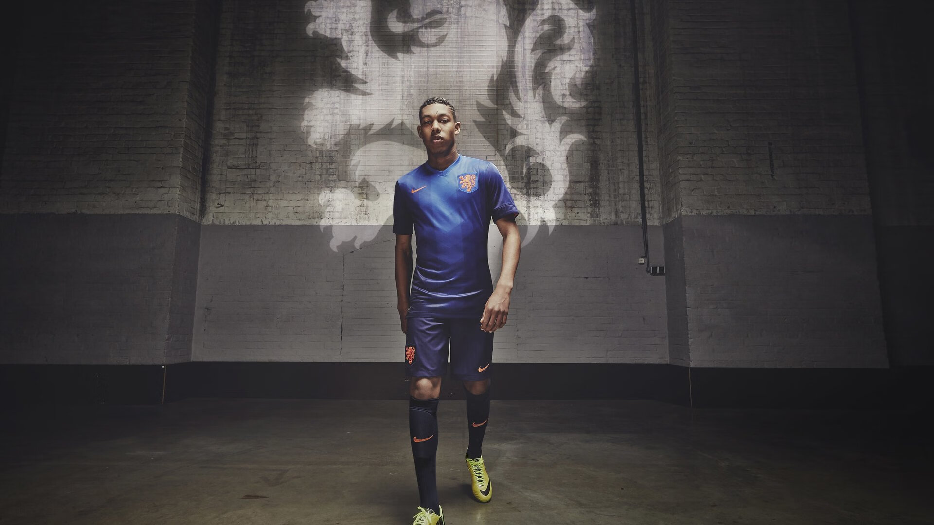 横扫之夜，克莱统治全场，广东队强势晋级